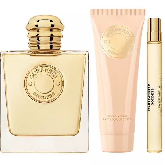 Burberry Goddess Fragrance Perfume Set - Picture 2 of 3